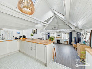 Kitchen- click for photo gallery